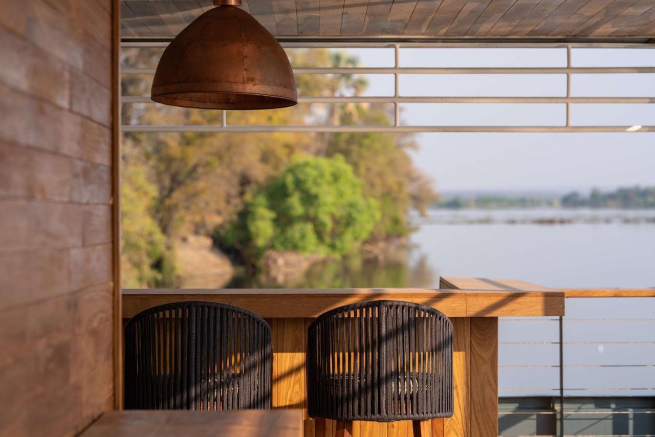 Radisson Blu Mosi-Oa-Tunya Livingstone Resort Экстерьер фото