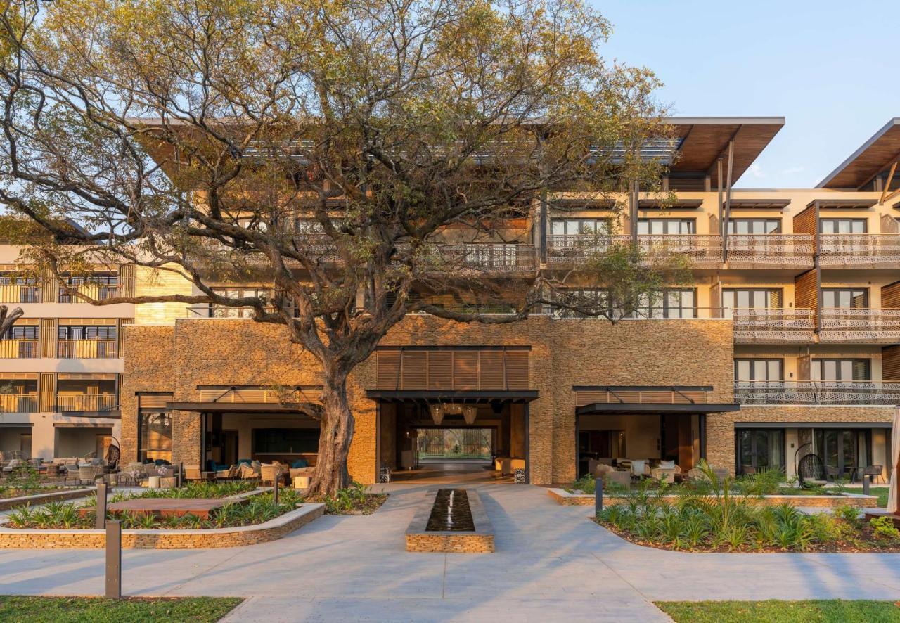 Radisson Blu Mosi-Oa-Tunya Livingstone Resort Экстерьер фото
