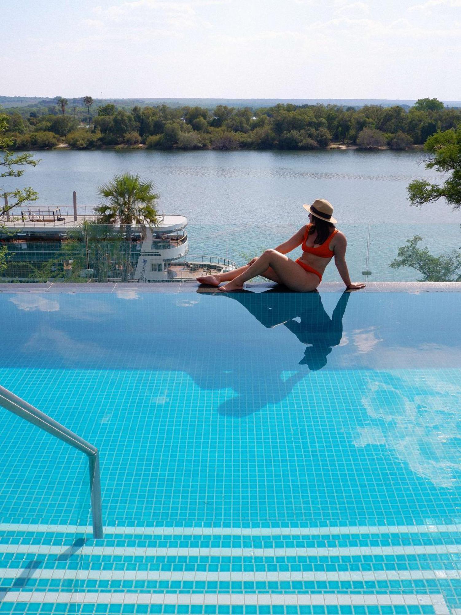 Radisson Blu Mosi-Oa-Tunya Livingstone Resort Экстерьер фото