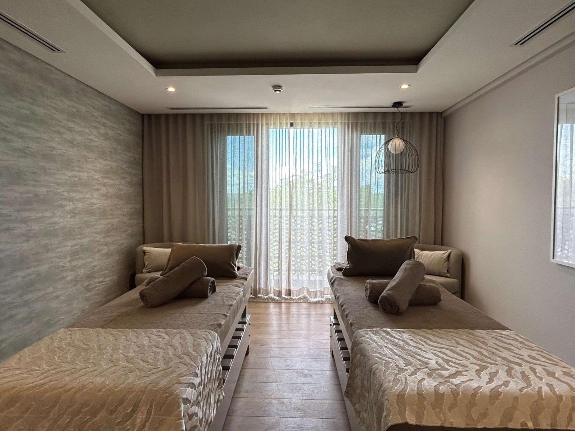 Radisson Blu Mosi-Oa-Tunya Livingstone Resort Экстерьер фото